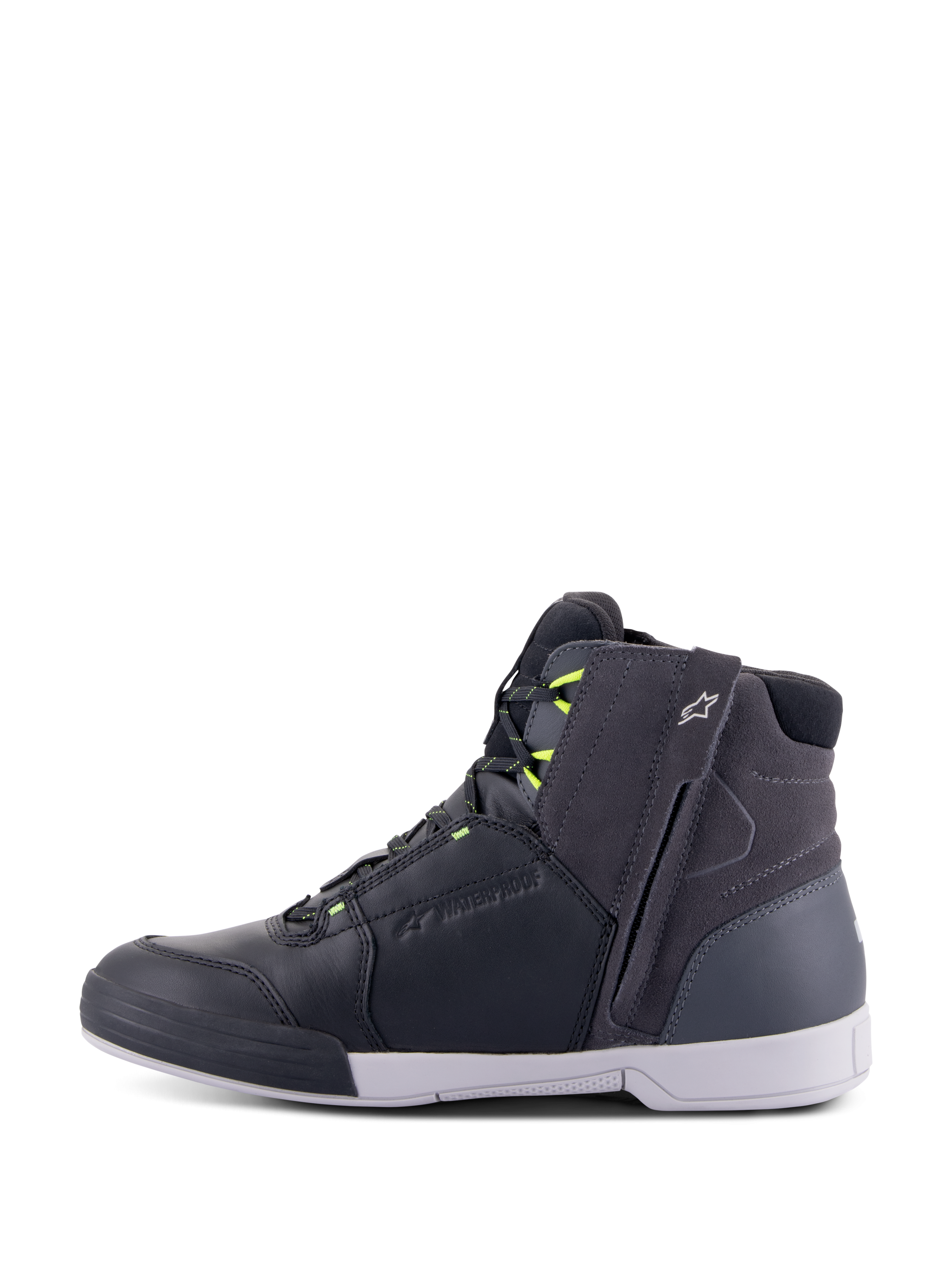 2543123-1015-r2_chrome-drystar-shoe.png