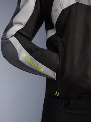 T-Jaws V4 Waterproof Jacket