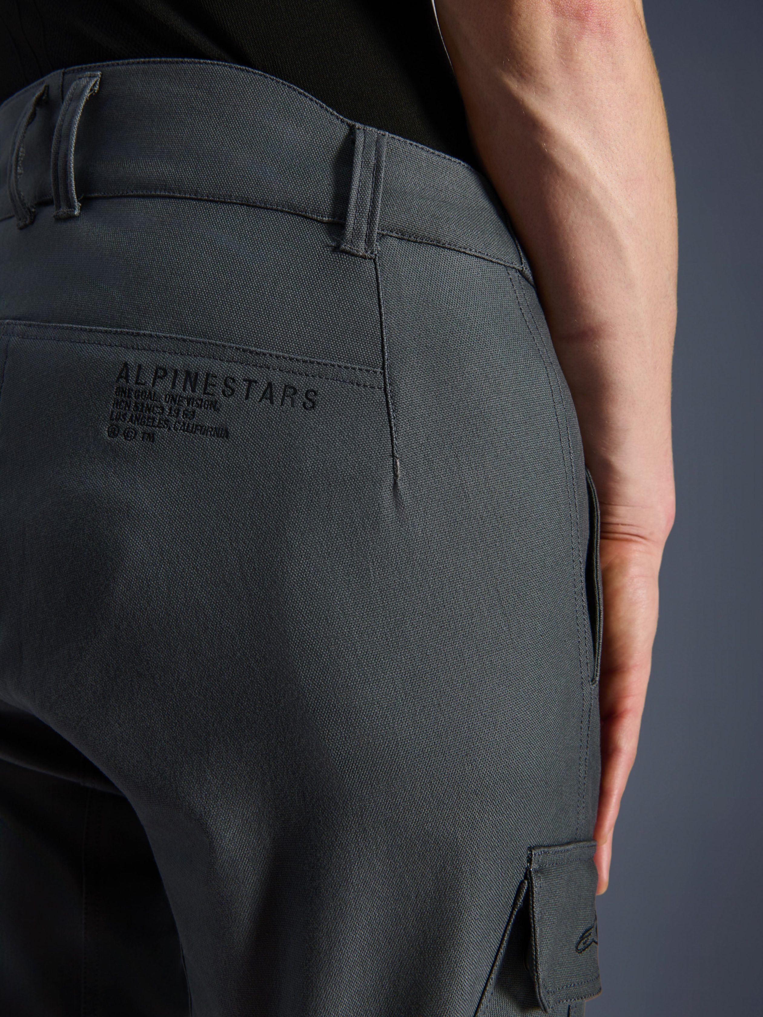 3220326_114_BORREGO_DRYSTAR_PANTS_DT4.jpg