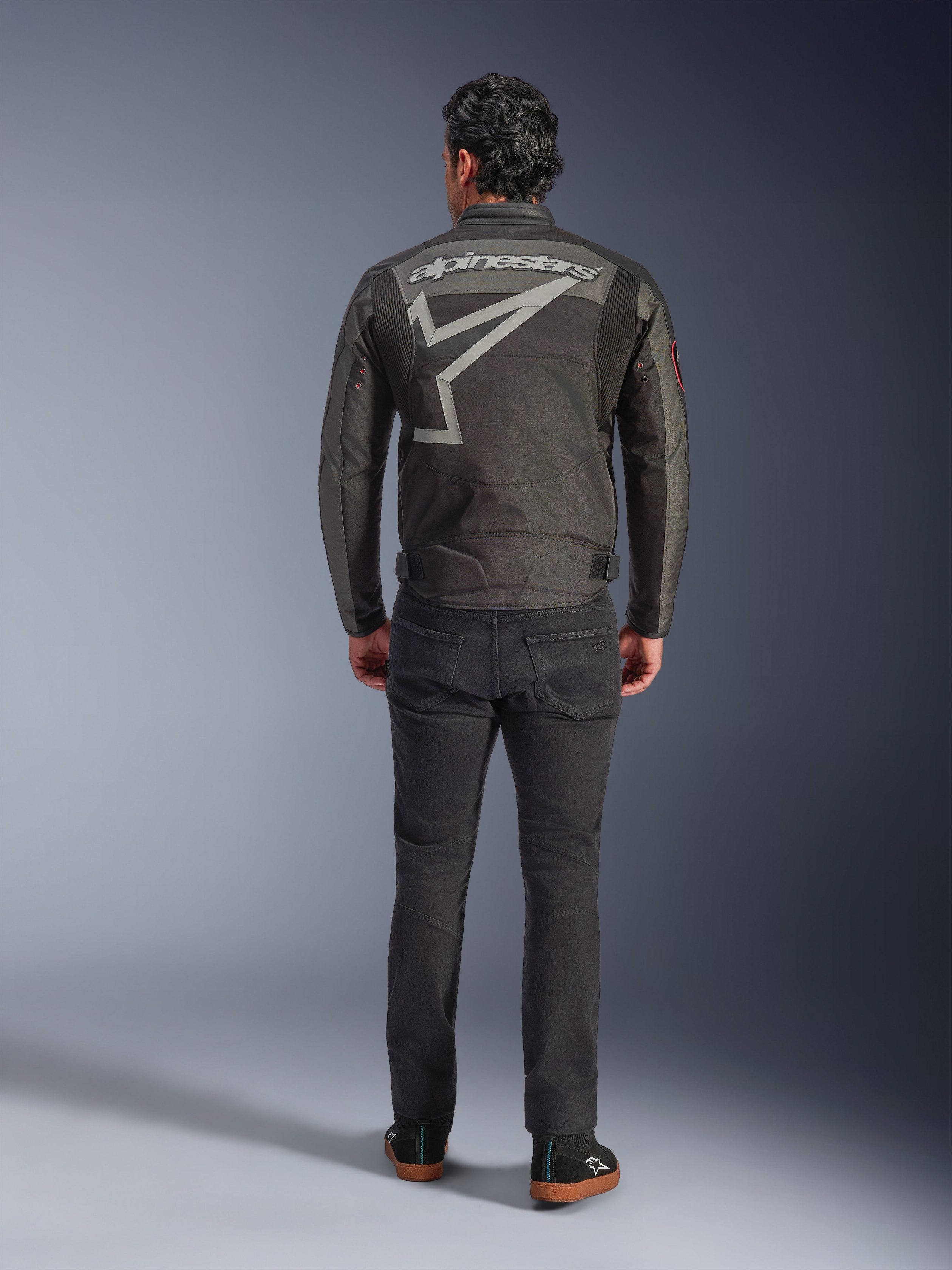3300326_1584_AXTON_JACKET_BA.jpg