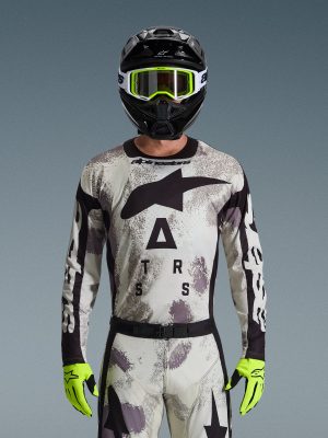 2026 Racer Lahnd Gear Set