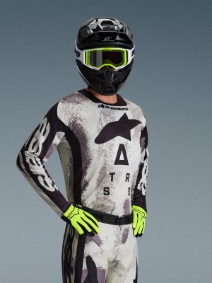 2026 Racer Lahnd Gear Set