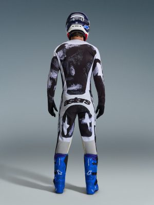 2026 Racer Lahnd Gear Set