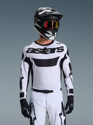 2026 Racer Riway Gear Set